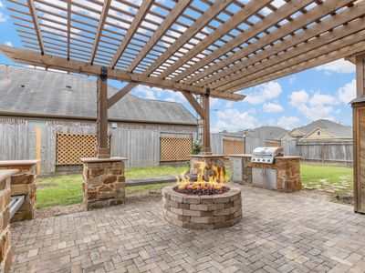 6410 Hardwood Dale Way Dr