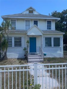 1015 12th St W