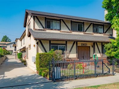 1901 Vine St APT 4