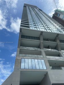 20 NE 11th St #3712
