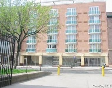88-20 Parsons Boulevard #2C