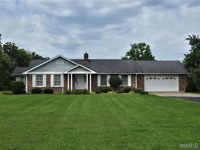 Property at 103 Meadow Ridge Dr, Troy, MO