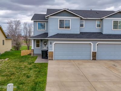207 Kuchenski Dr