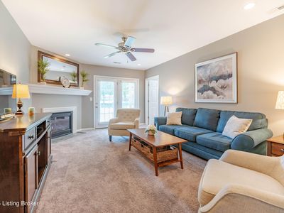 3002 Clevan Way UNIT 102