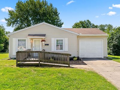 956 Jamaica Dr