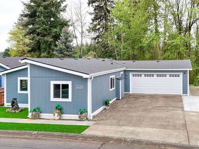 3528 Sylvan Pines