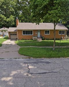 2244 S Main St
