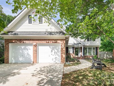 10311 Suffield Ct