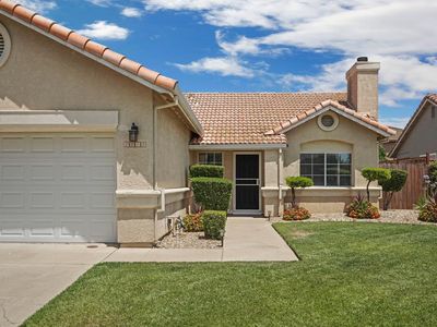 2212 Kingsbury Dr