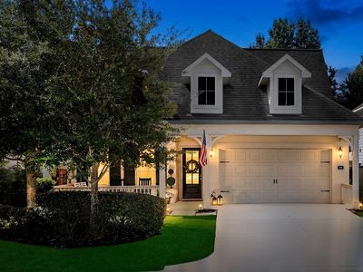 114 Crescent City Dr