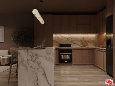 630 W 6th St APT 203