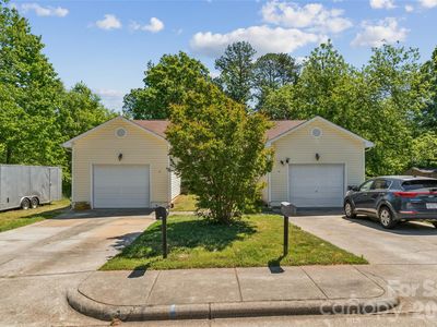 Property at 329 W McNeely Ave, Mooresville, NC