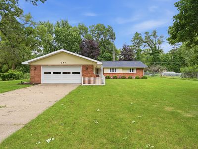 284 Hoover Ave