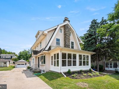 233 S Fairview Ave