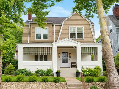 143 W Swissvale Ave