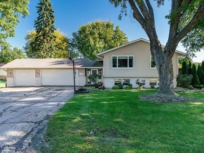 1602 Plaza Dr