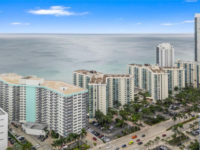 3725 S Ocean Dr APT 1117