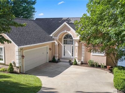 5464 Stone Ledge Cir