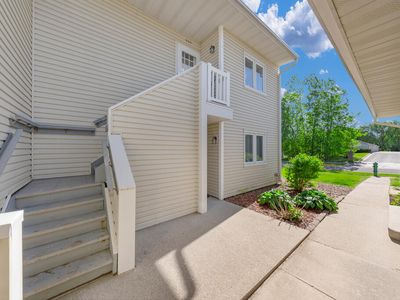 404 Faulkner Ct
