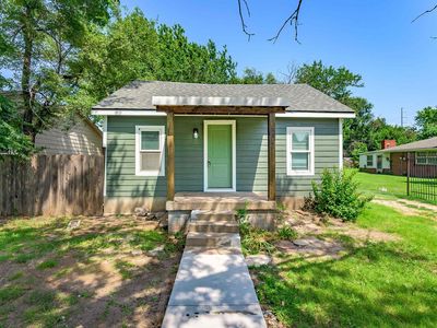 1242 N Piatt Ave