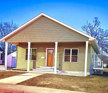 Property at 318 S Davis St, Ottumwa, IA