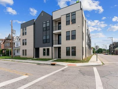 160 Wilson Ave