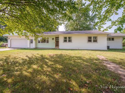 3225 Benston Rd