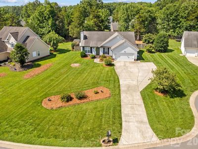 4425 Derbyshire Ln