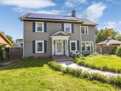 356 N William St