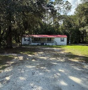 361 NW Whitley Gln