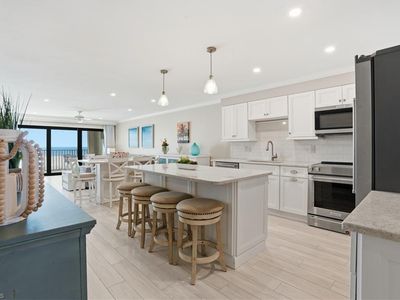 2532 Estero BLVD #102