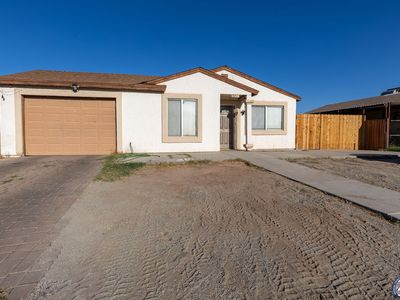 Property at 208 Paseo De Su Alteza, Calexico, CA