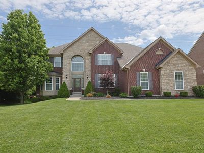 3328 Riverside Dr