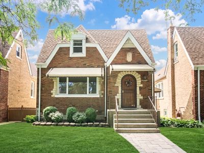 3440 N Normandy Ave