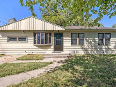 28 Faircrest Dr