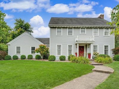 702 Cambridge Dr