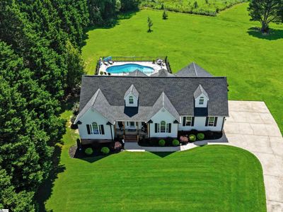 12 Silver Meadow Ln