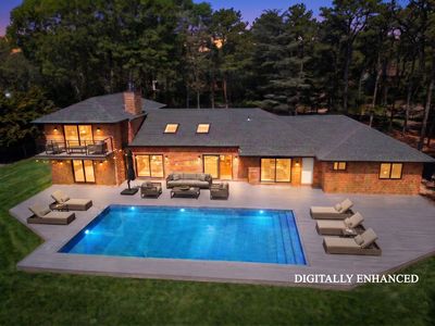10 Jeffrey Ln