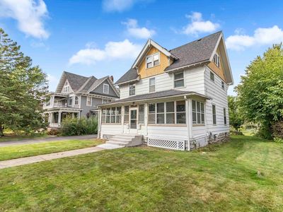 1437 Englewood Ave