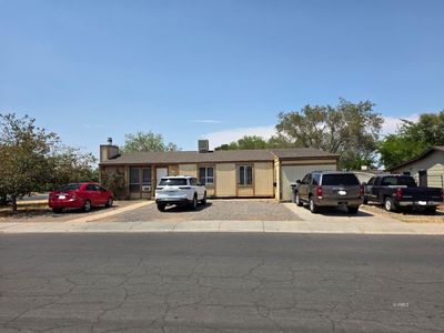 2 11th Ave