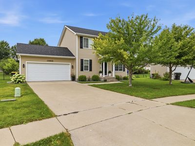 Property at 1860 SE Ashton Ct, Waukee, IA