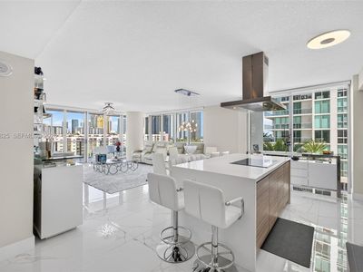 330 Sunny Isles Blvd #5-807