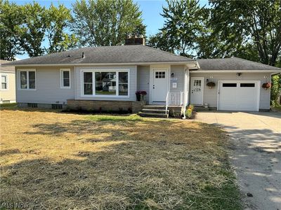 Property at 251 Hilliard Rd, Elyria, OH