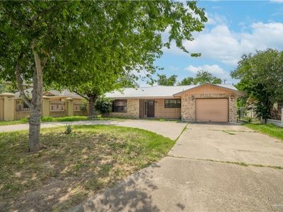 1207 Dolores Del Rio Ave