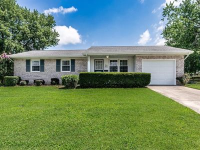 3713 Debbie Ln
