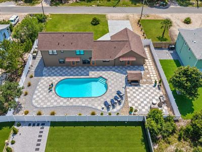 13622 Canal Dr