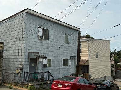 1117 Hall St