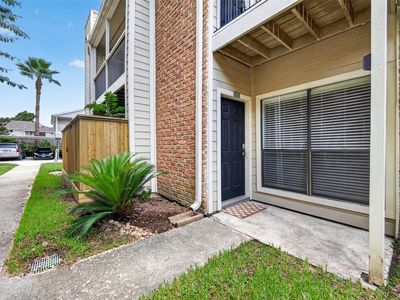 2001 Bering Dr APT 3D