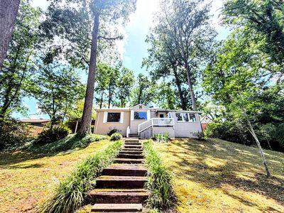 2312 Laurel Lane