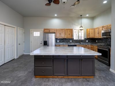 108 E Navajo St